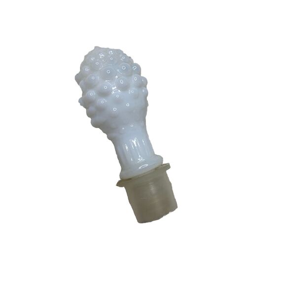 AVON White Milk Glass Hobnail Bottle Cruet pitcher With Stopper Vintage app 5.5" - Picture 6 of 9